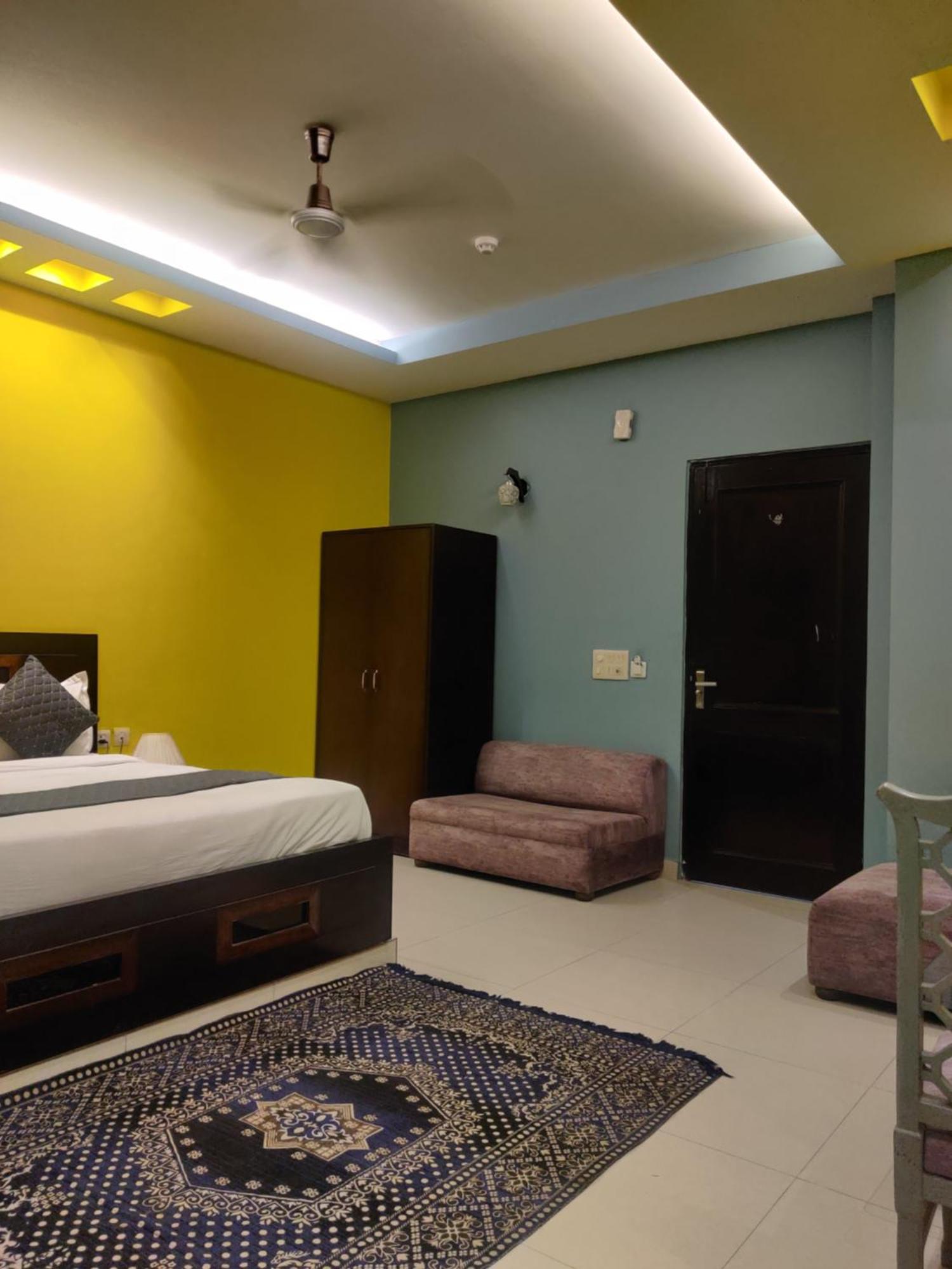 Hotel Delhi Airport Plaza Igi Airport New Delhi Exterior photo