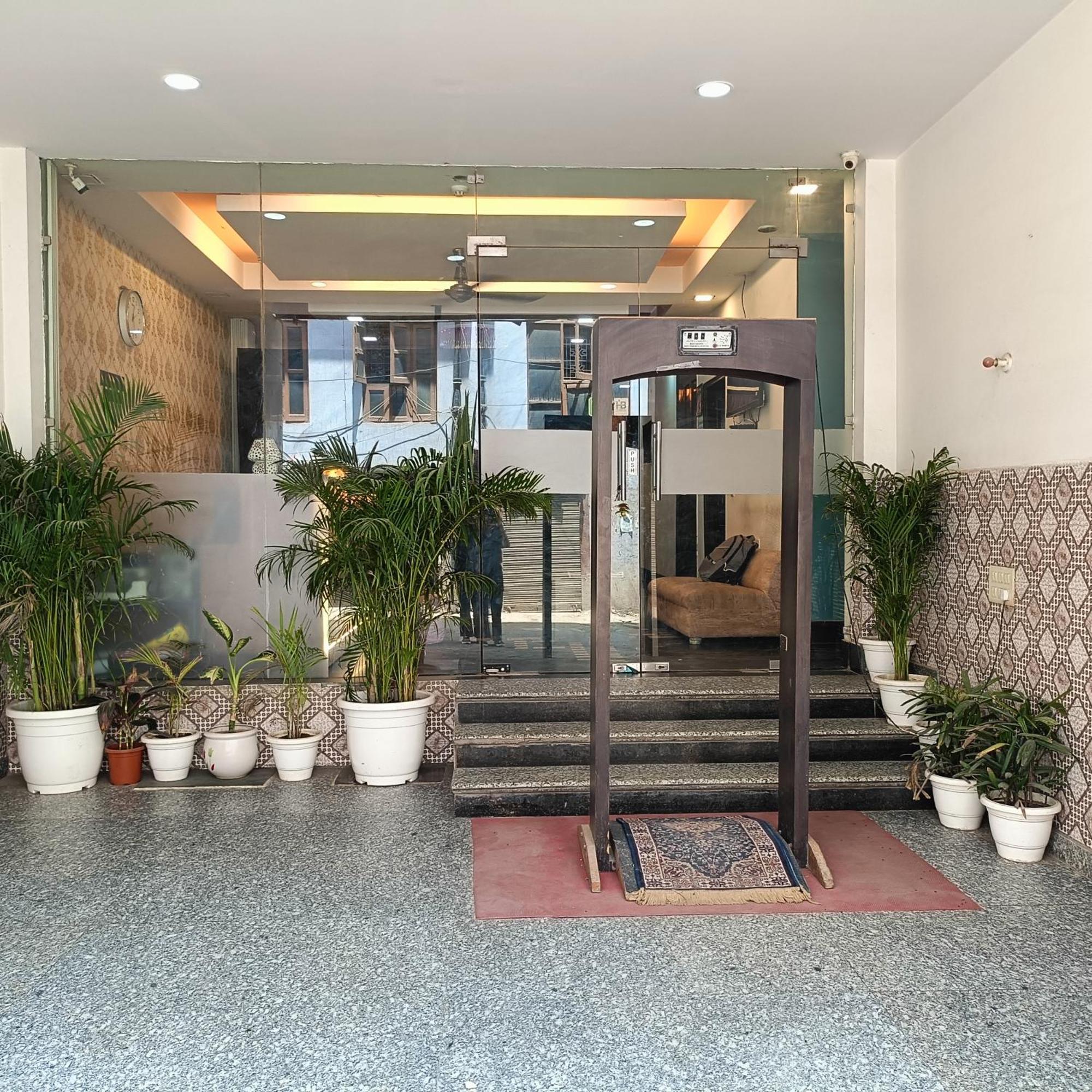 Hotel Delhi Airport Plaza Igi Airport New Delhi Exterior photo