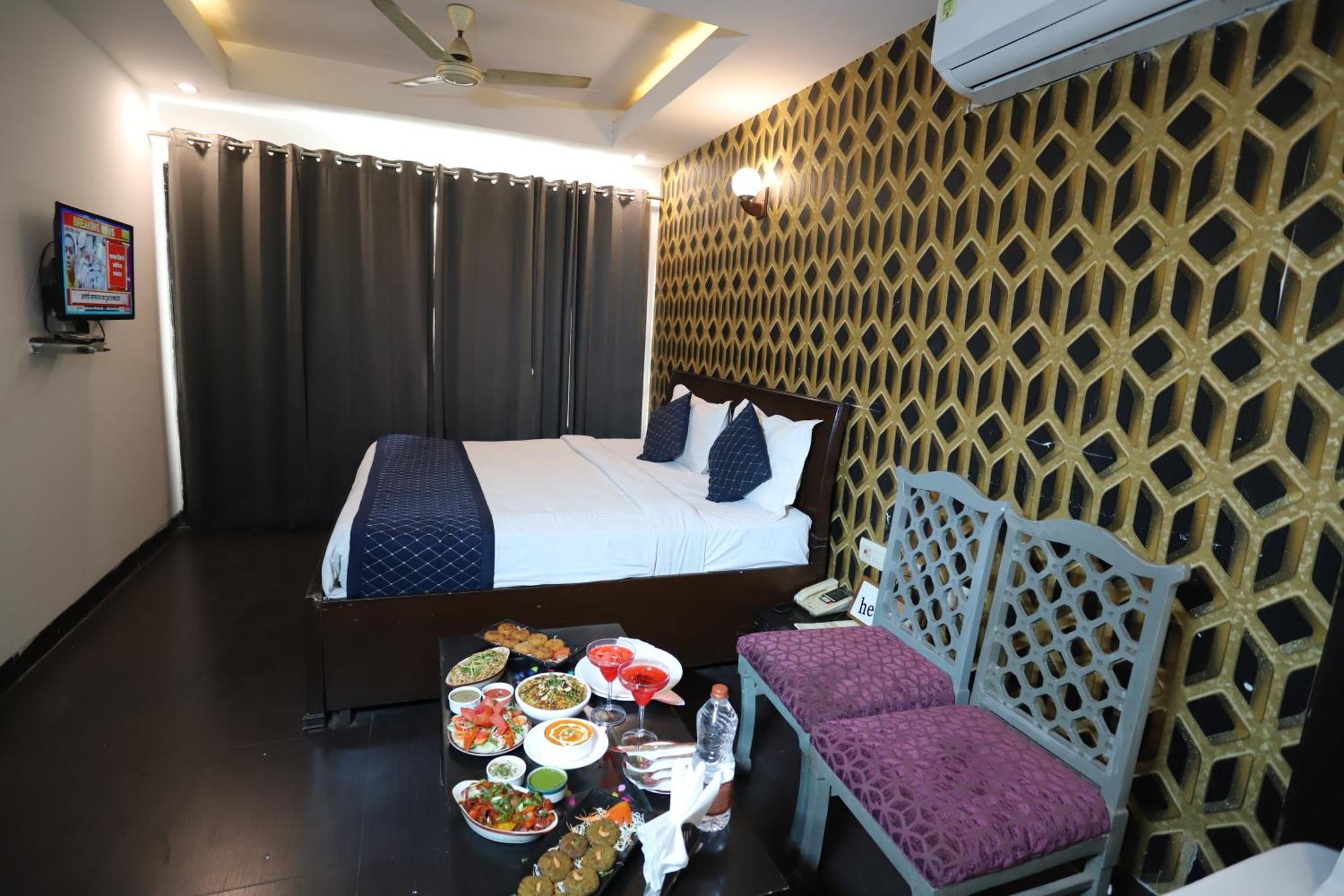 Hotel Delhi Airport Plaza Igi Airport New Delhi Exterior photo